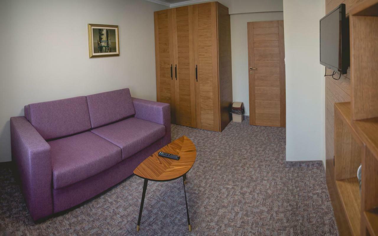 Prince Cyril Hotel Nesebar Esterno foto
