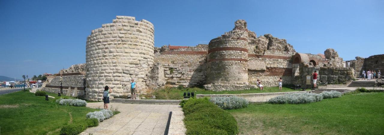 Prince Cyril Hotel Nesebar Esterno foto